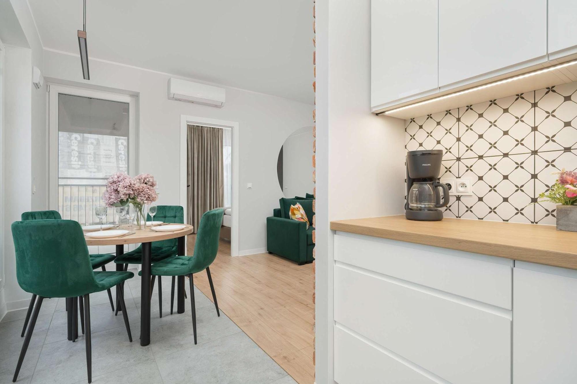 Апартаменти Przytulny Z Tarasem & Balkonem By Renters Вроцлав