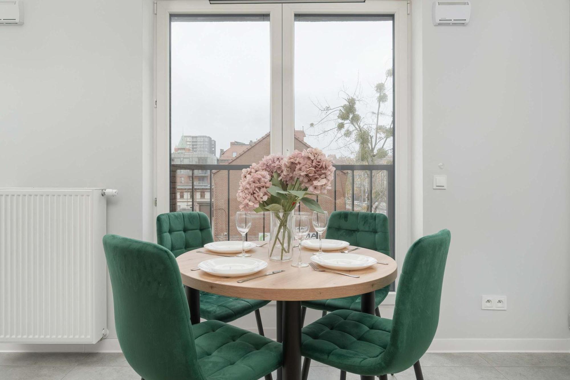 Апартаменти Przytulny Z Tarasem & Balkonem By Renters Вроцлав